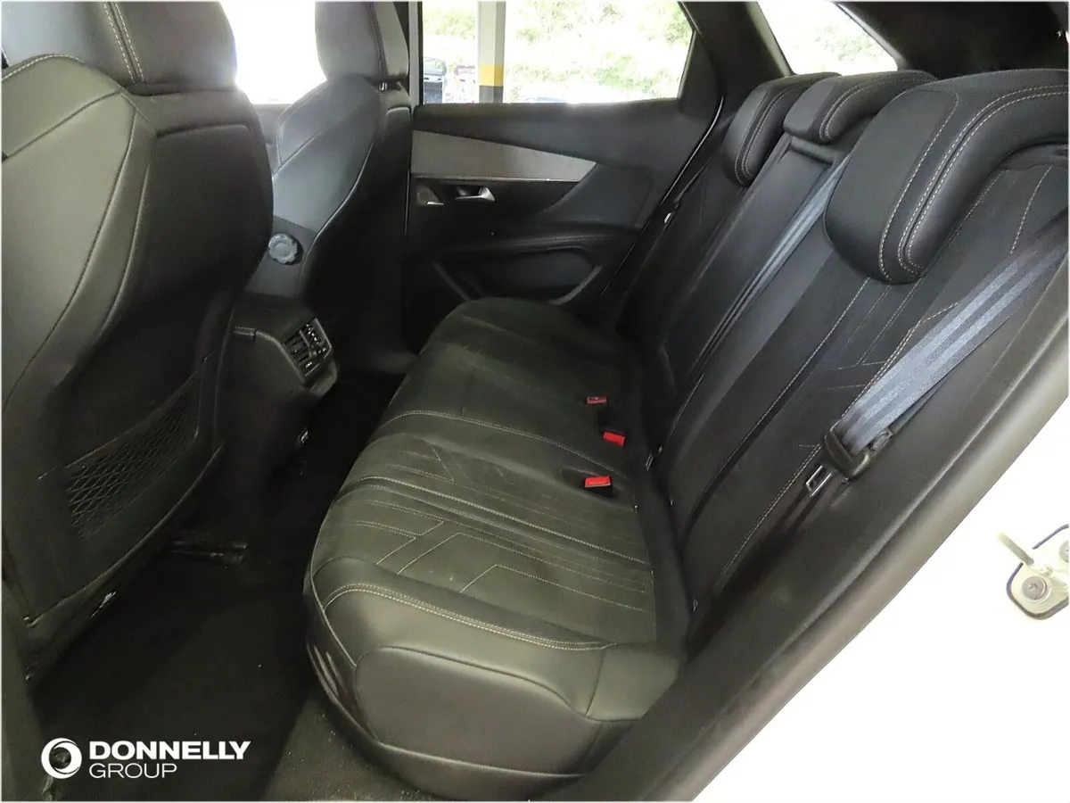 Peugeot 3008 1.6 Hybrid 225 GT Premium 5dr e-EAT8 - Image 5