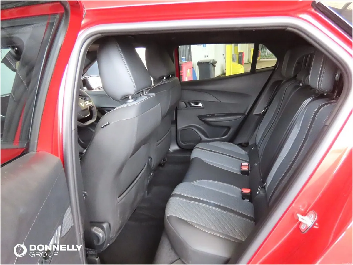 Peugeot 2008 100kW Allure 50kWh 5dr Auto - Image 6