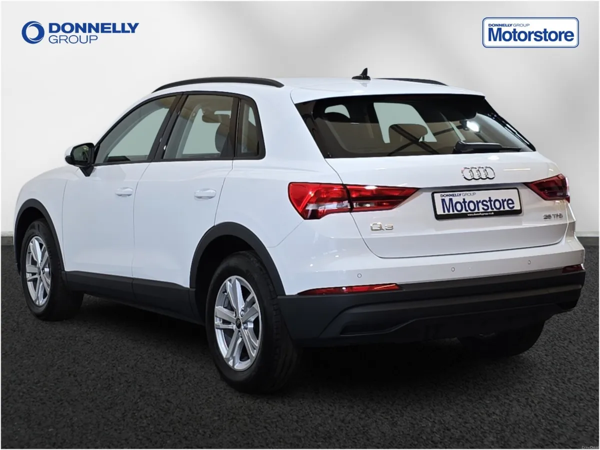 Audi Q3 Estate Technik - Image 2
