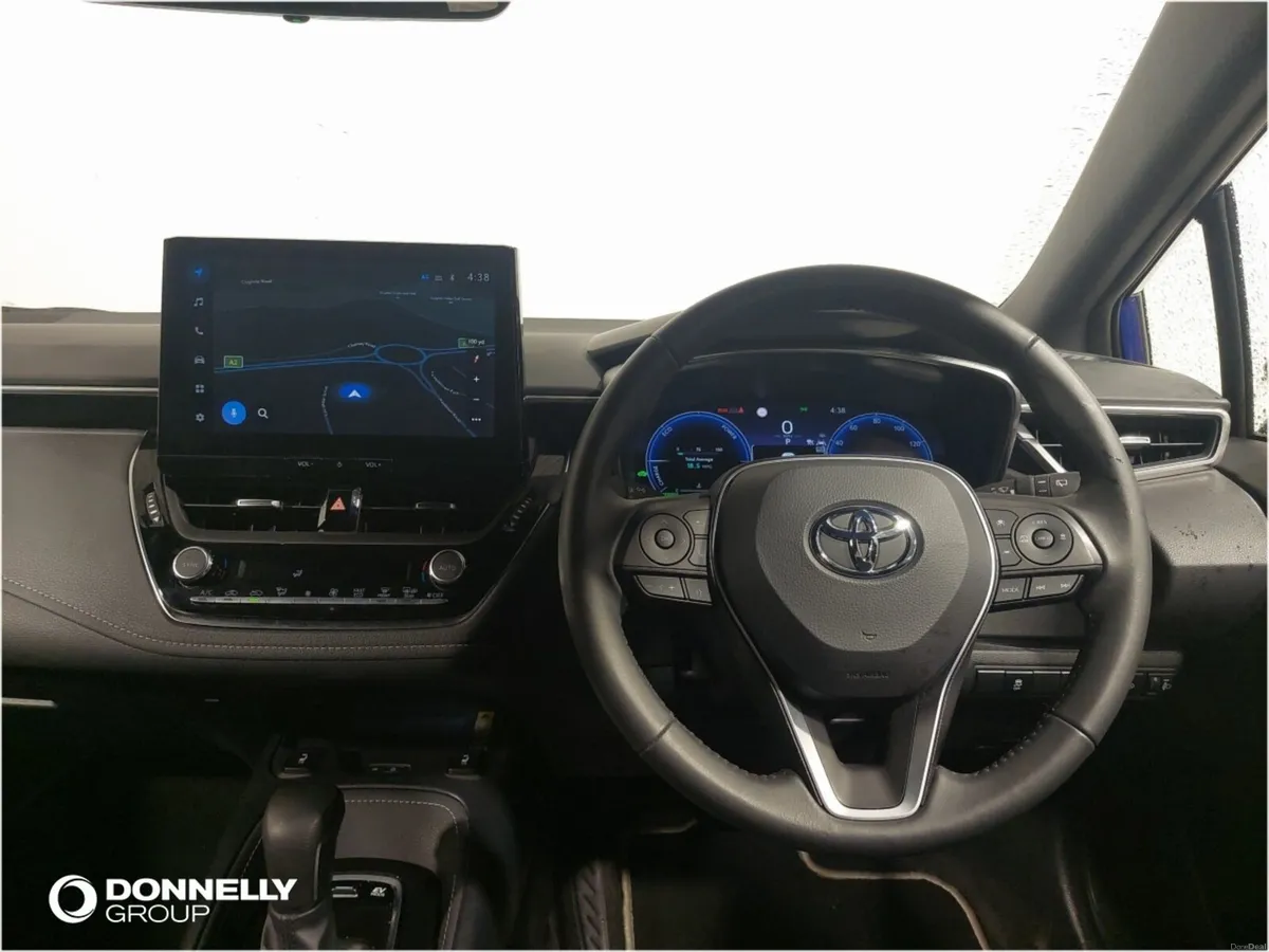 Toyota Corolla 1.8 Hybrid Design 5dr CVT - Image 6