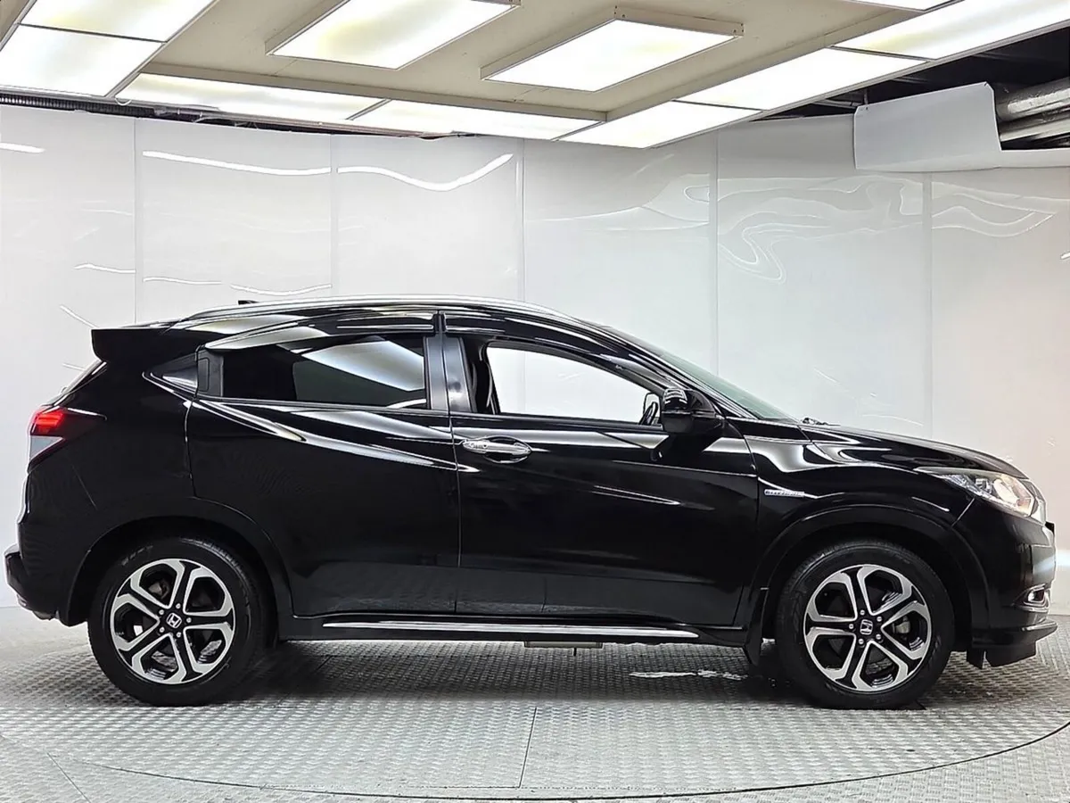 Honda Vezel Z Sensing - Image 5