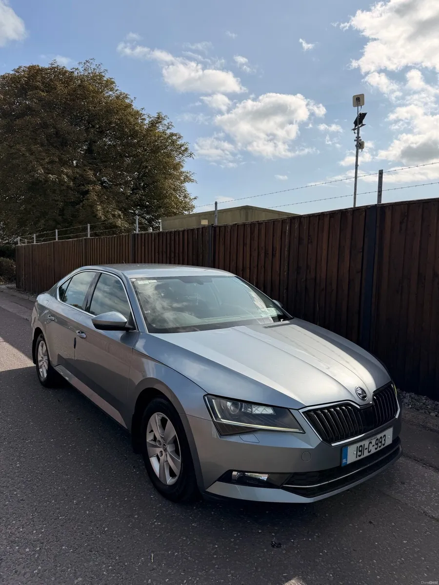 Skoda superb 2.0tdi - Image 1