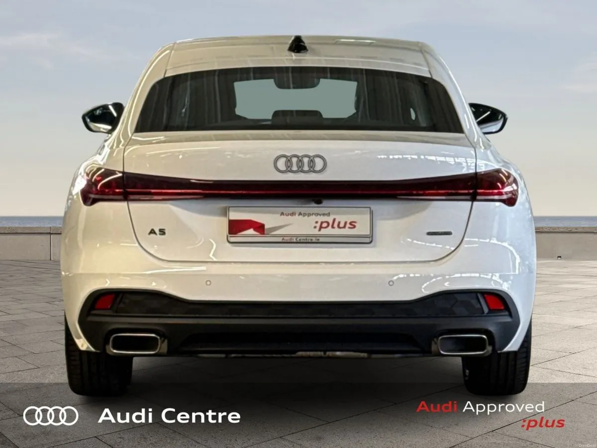 Audi A5 E-HYBRID Q 220KW SE was €61150 - Image 4