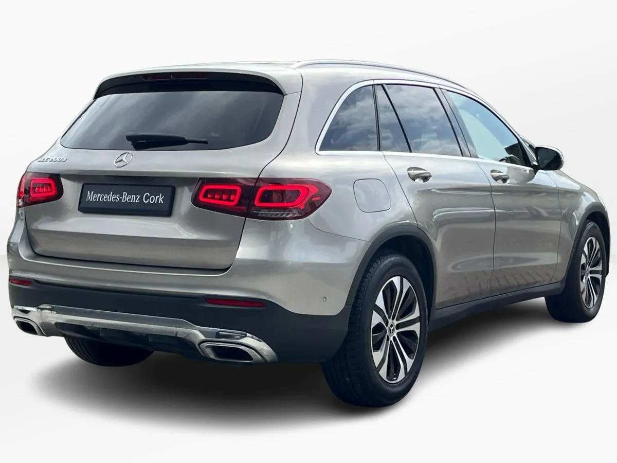 Mercedes-Benz GLC 200D SUV - Image 3