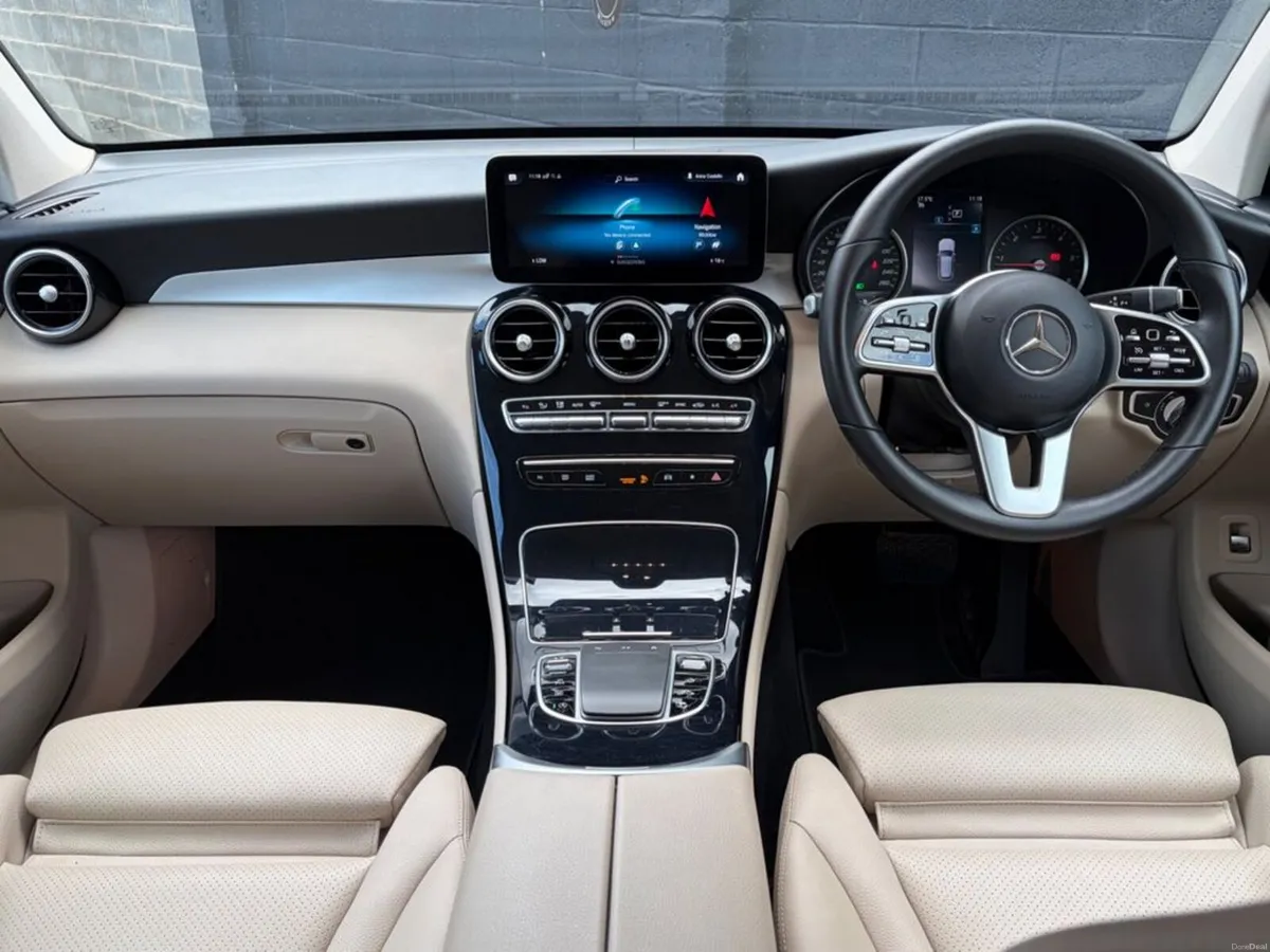 Mercedes-Benz GLC GLC220D SE 5DR Auto - Image 3