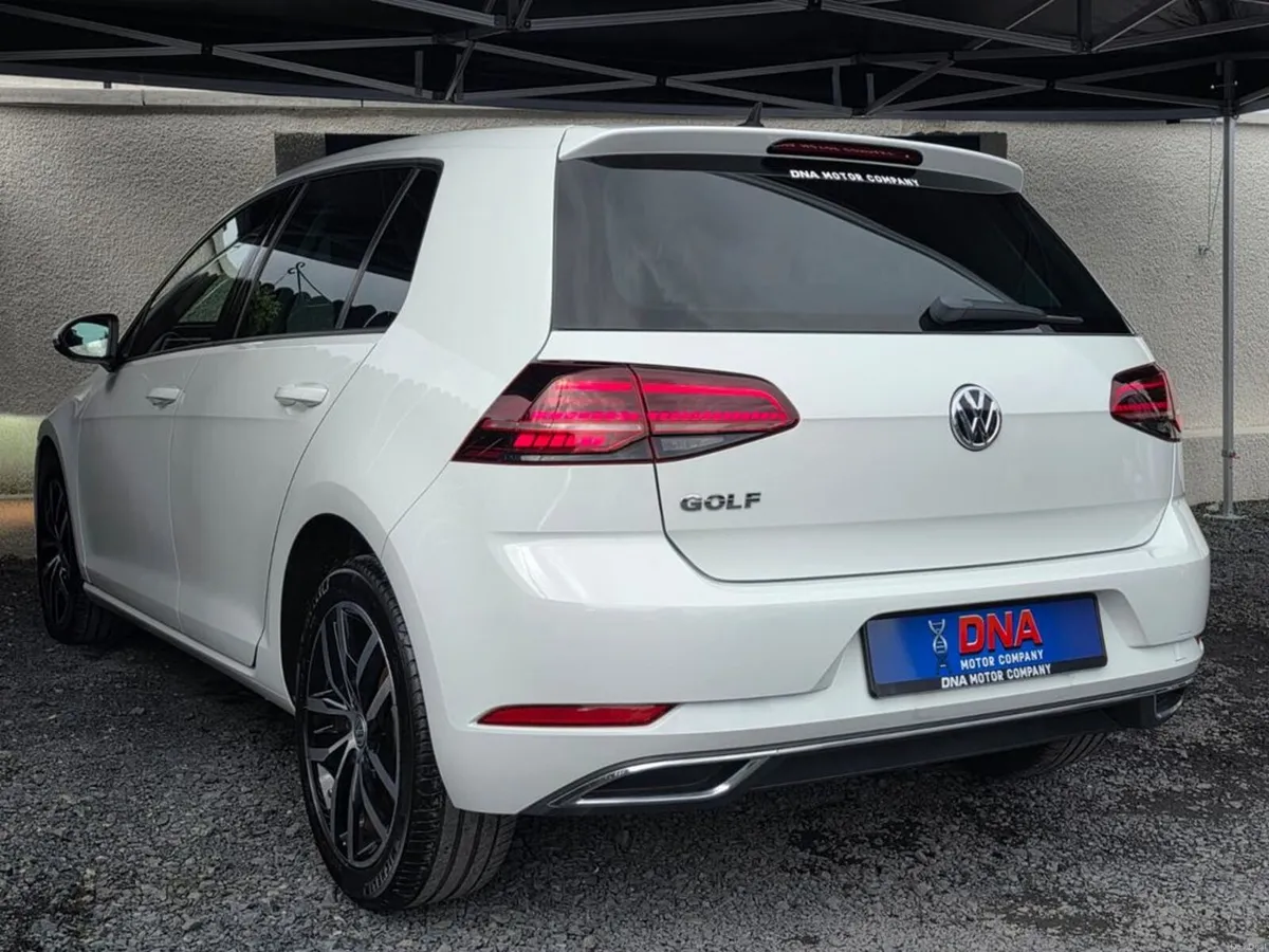 Volkswagen Golf 1.4 AUTO - HIGHLINE - LOW KMS - Image 5