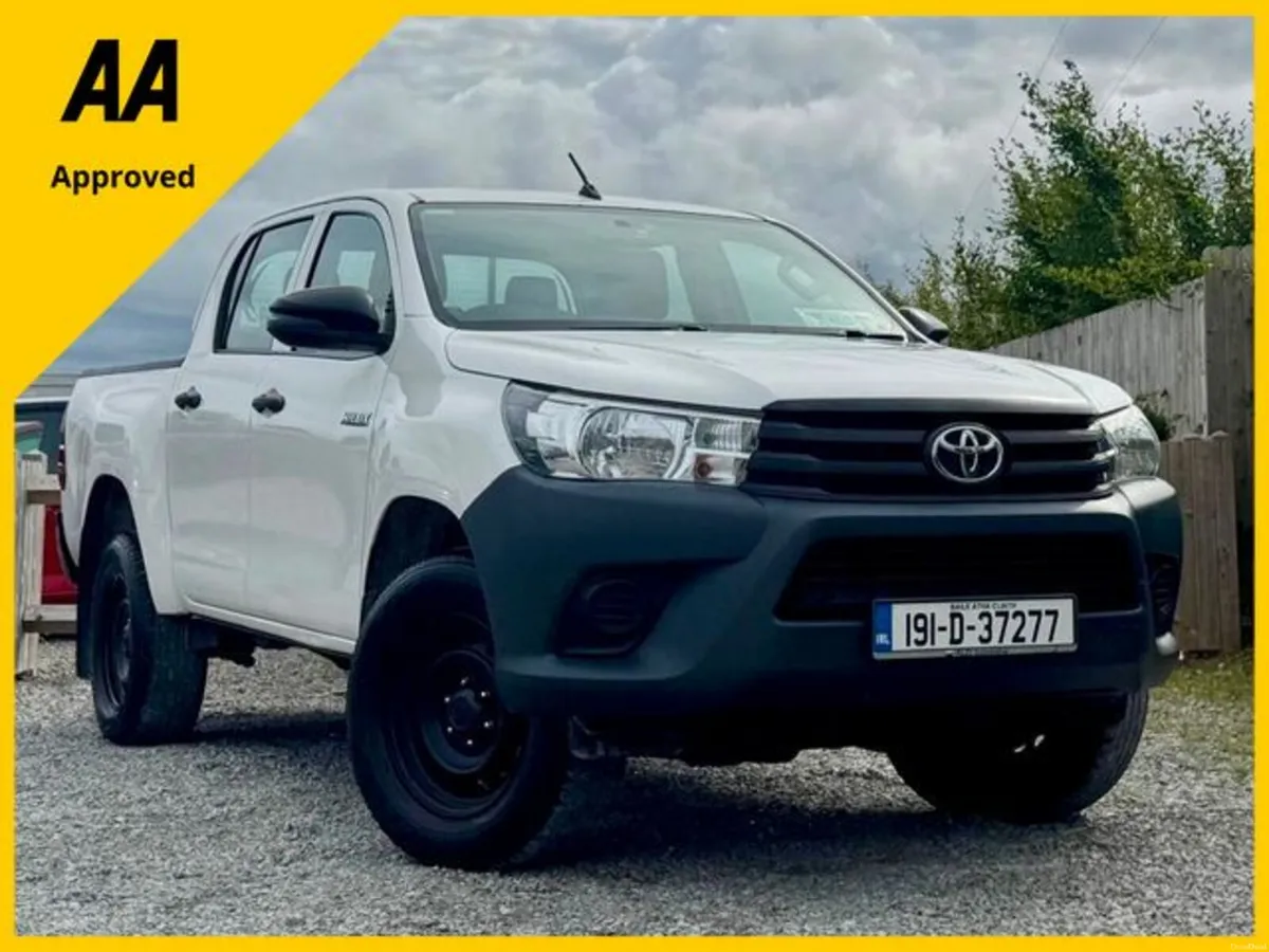 Toyota Hilux Double CAB DLX 4DR - Image 1