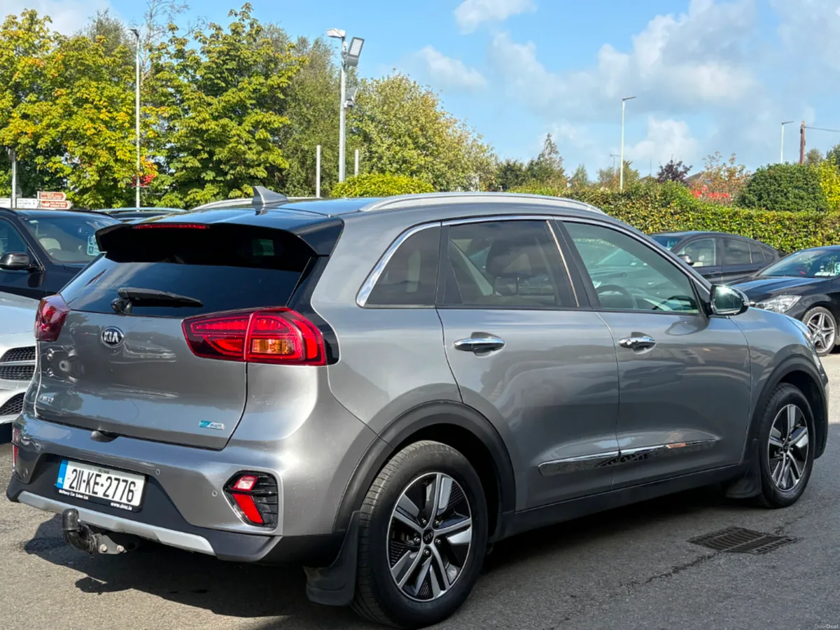 Kia Niro 1.6 Hybrid Phev 5DR AUTO *One Owner* - Image 5