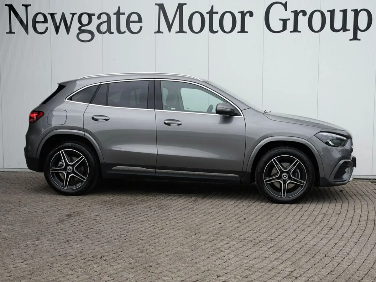 Mercedes-Benz GLA GLA 250 E AMG LINE EXECUTIVE - Image 4
