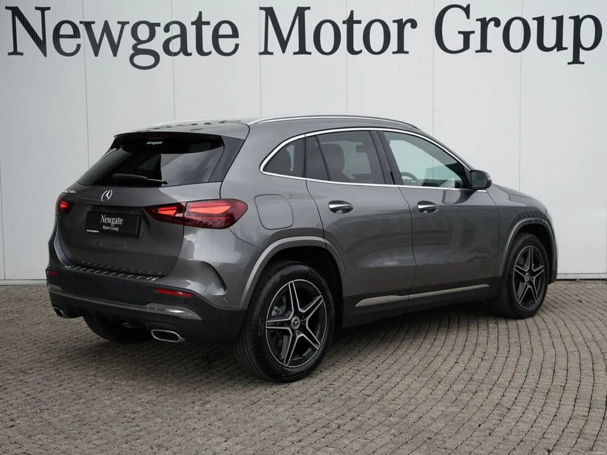 Mercedes-Benz GLA GLA 250 E AMG LINE EXECUTIVE - Image 5
