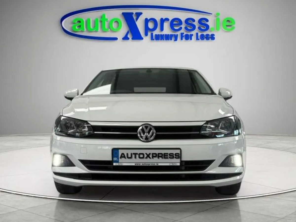Volkswagen Polo 1.0 TSI COMFORT LINE, Automatic, L - Image 3