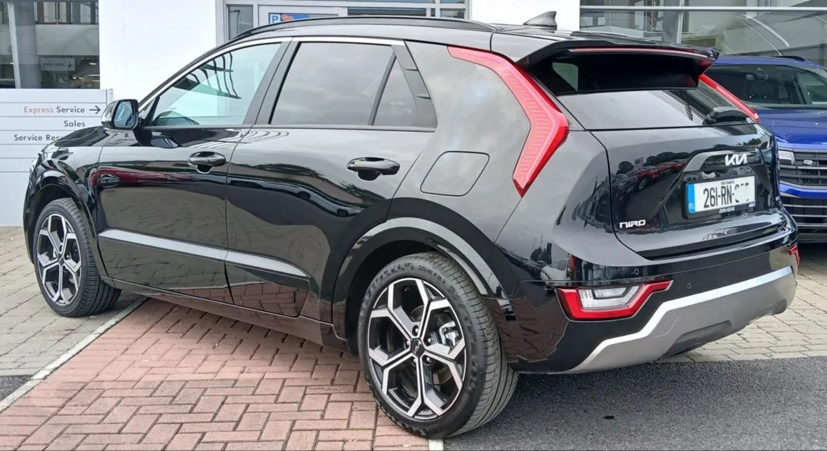 Kia Niro HEV SEM **AUTOMATIC, REAR VIEW CAMEA,LEAT - Image 4