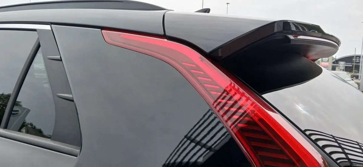 Kia Niro HEV SEM **AUTOMATIC, REAR VIEW CAMEA,LEAT - Image 6