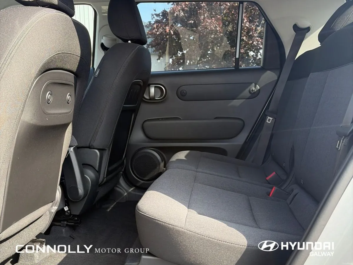 Hyundai INSTER Inster Elegance 49 kW - Image 6