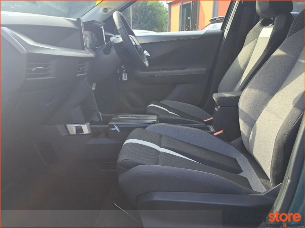 Opel Frontera Hybrid GS 1.2 136hp Automatic 7 Seat - Image 3