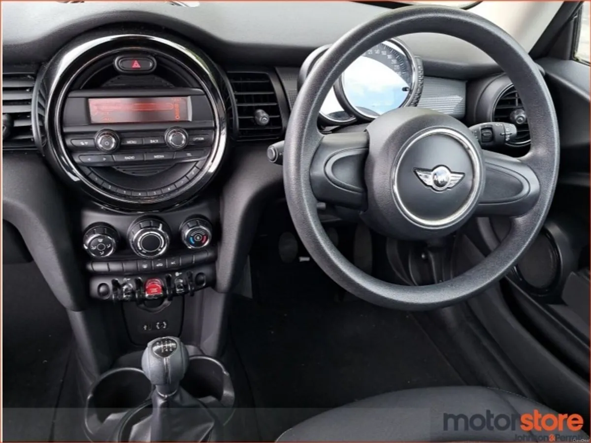 Mini Cooper Cooper - Image 4