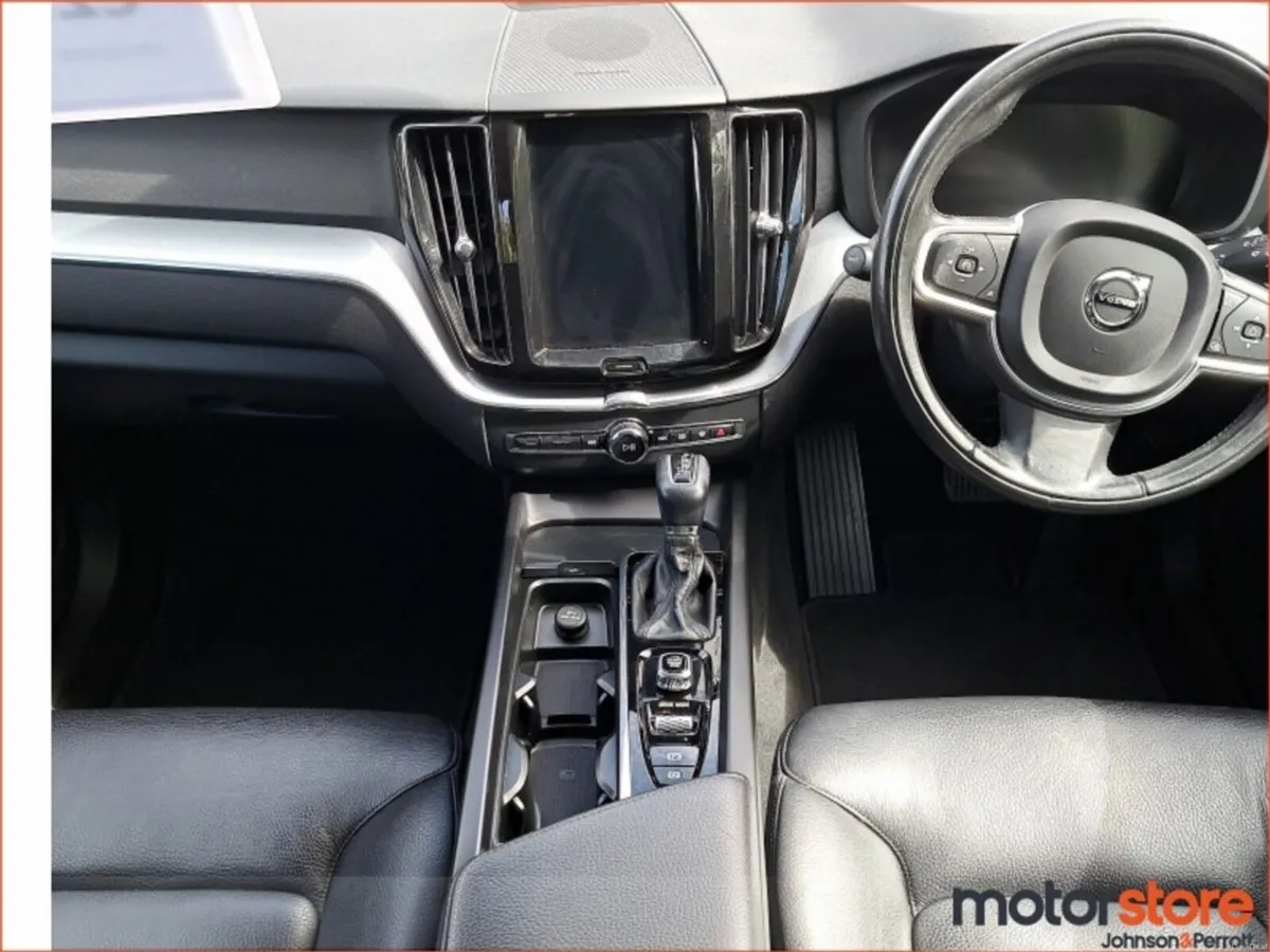 Volvo XC60 D4 (190hp) FWD Momentum Automatic - Image 4