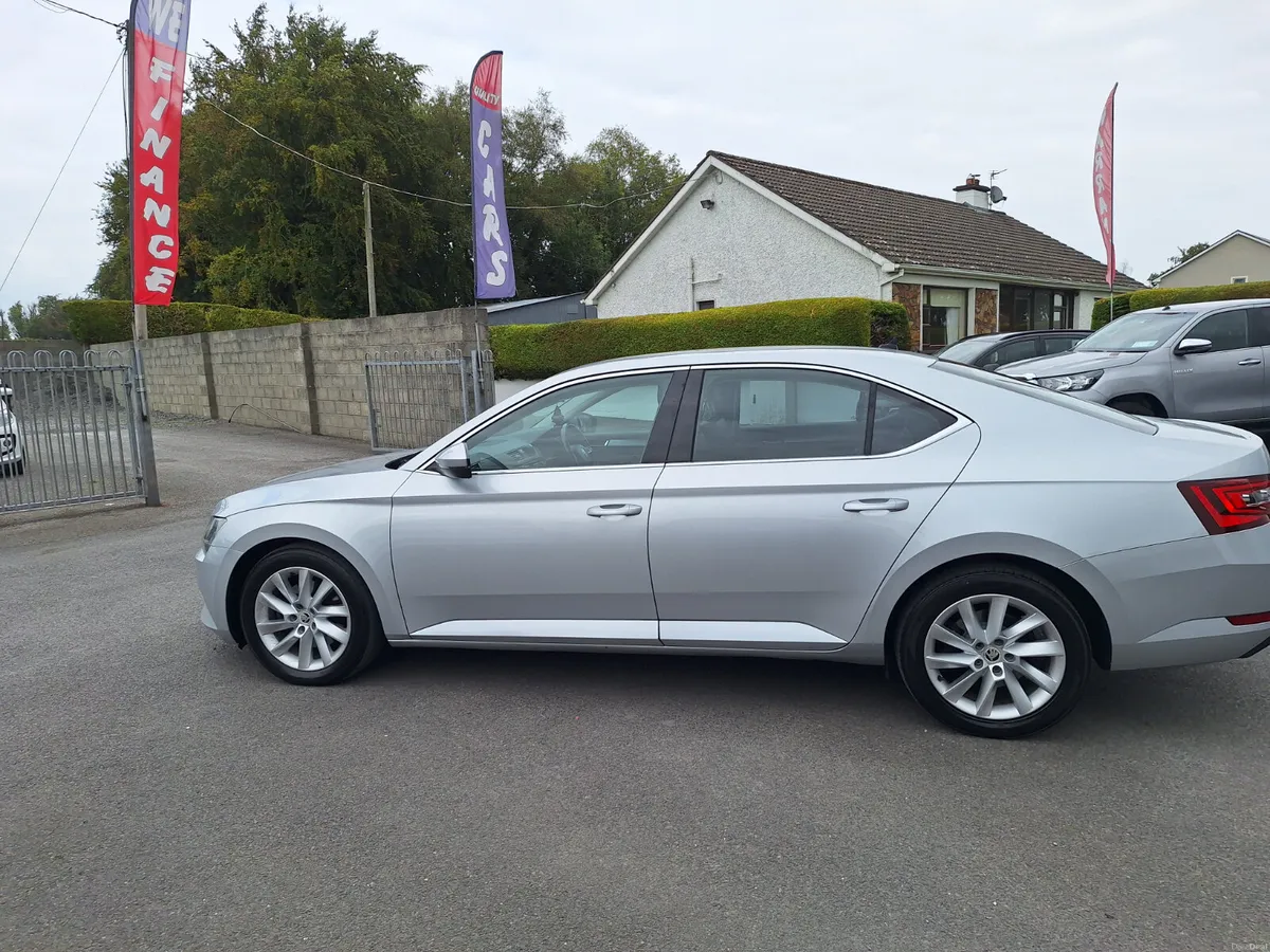 Skoda Superb 2.0 Tdi Style *Leather/Heat Seats - Image 5