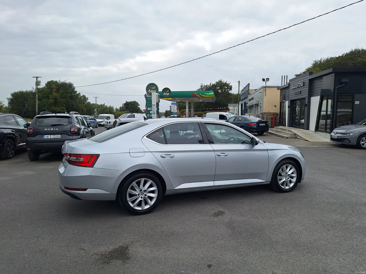 Skoda Superb 2.0 Tdi Style *Leather/Heat Seats - Image 3