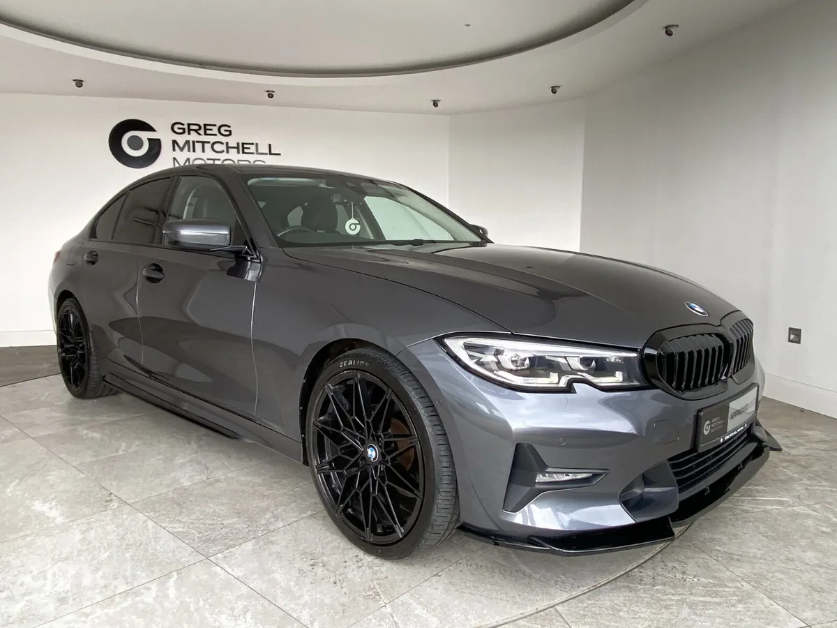 BMW 3-Series 2020 - Image 1