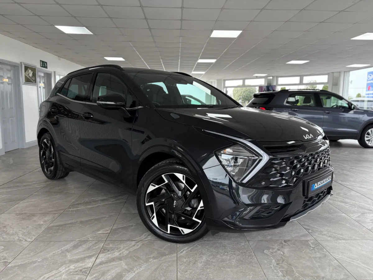 2024 Kia Sportage 4X4 GT-Line Plug in Hybrid - Image 3