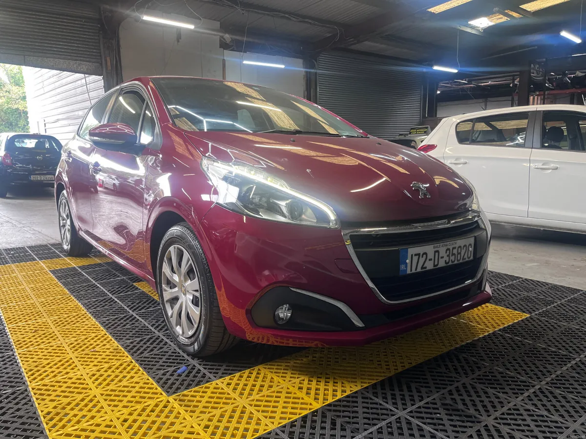 Peugeot 208 2017 - Image 1