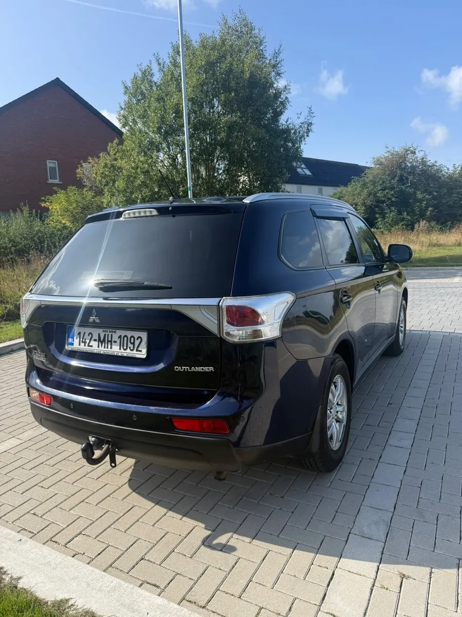 2014 2.3ltr Diesel Mitsubishi Outlander - Image 4
