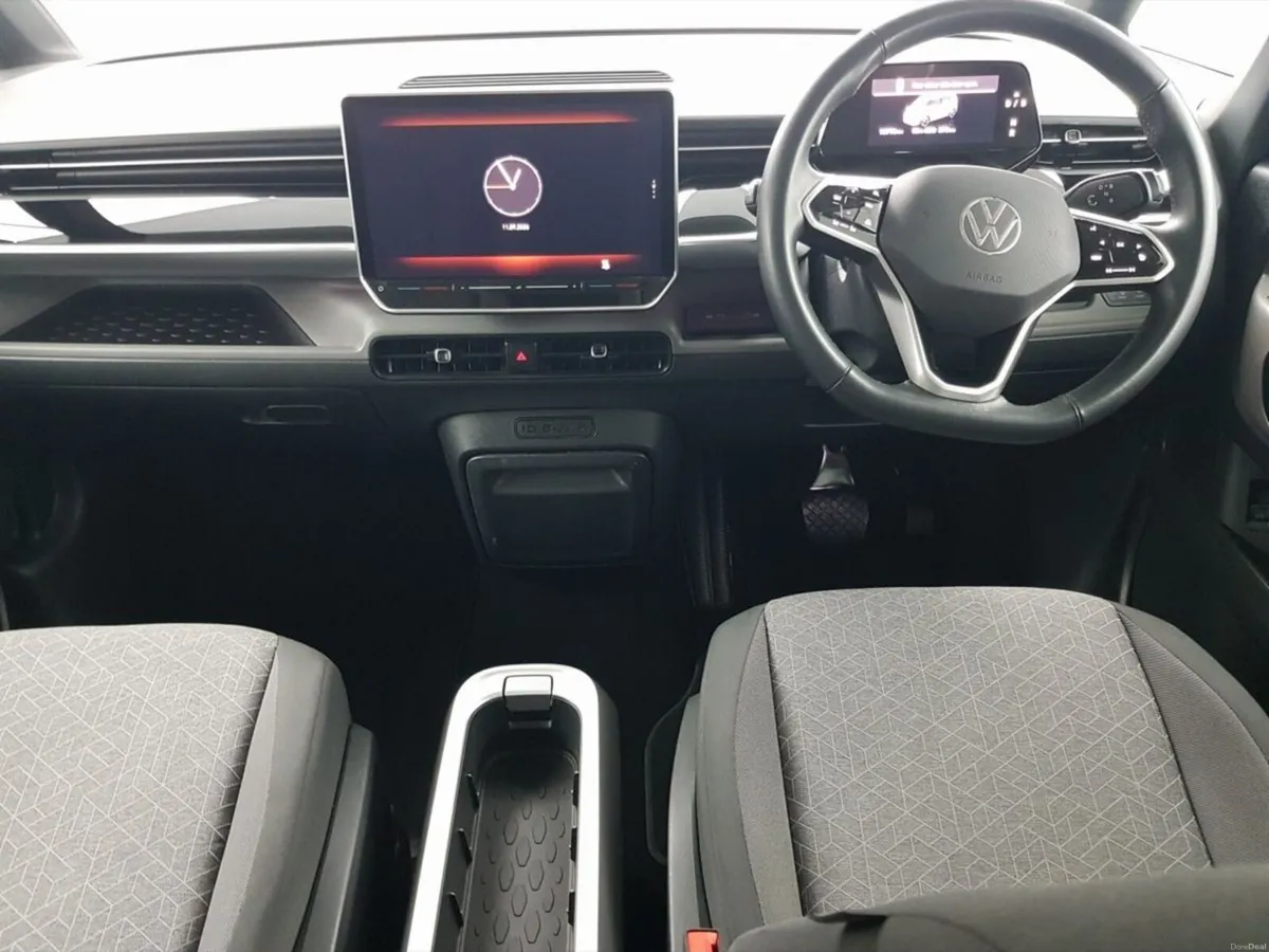 Volkswagen ID.Buzz ID.BUZZ LIFE 86KWH 280BHP  LWB - Image 3