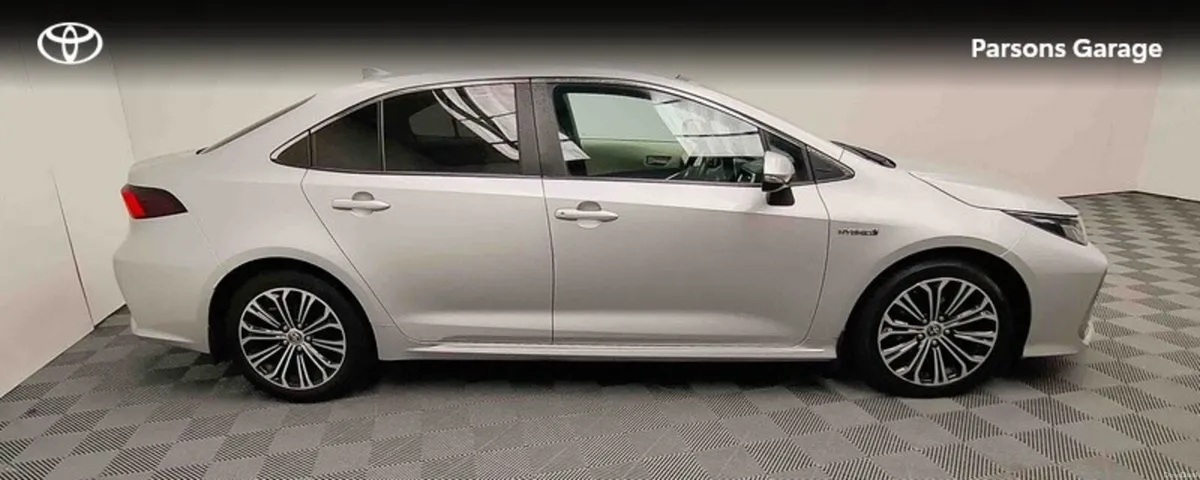 Toyota Corolla COROLLA HYBRID LUNA SPORT - Image 3
