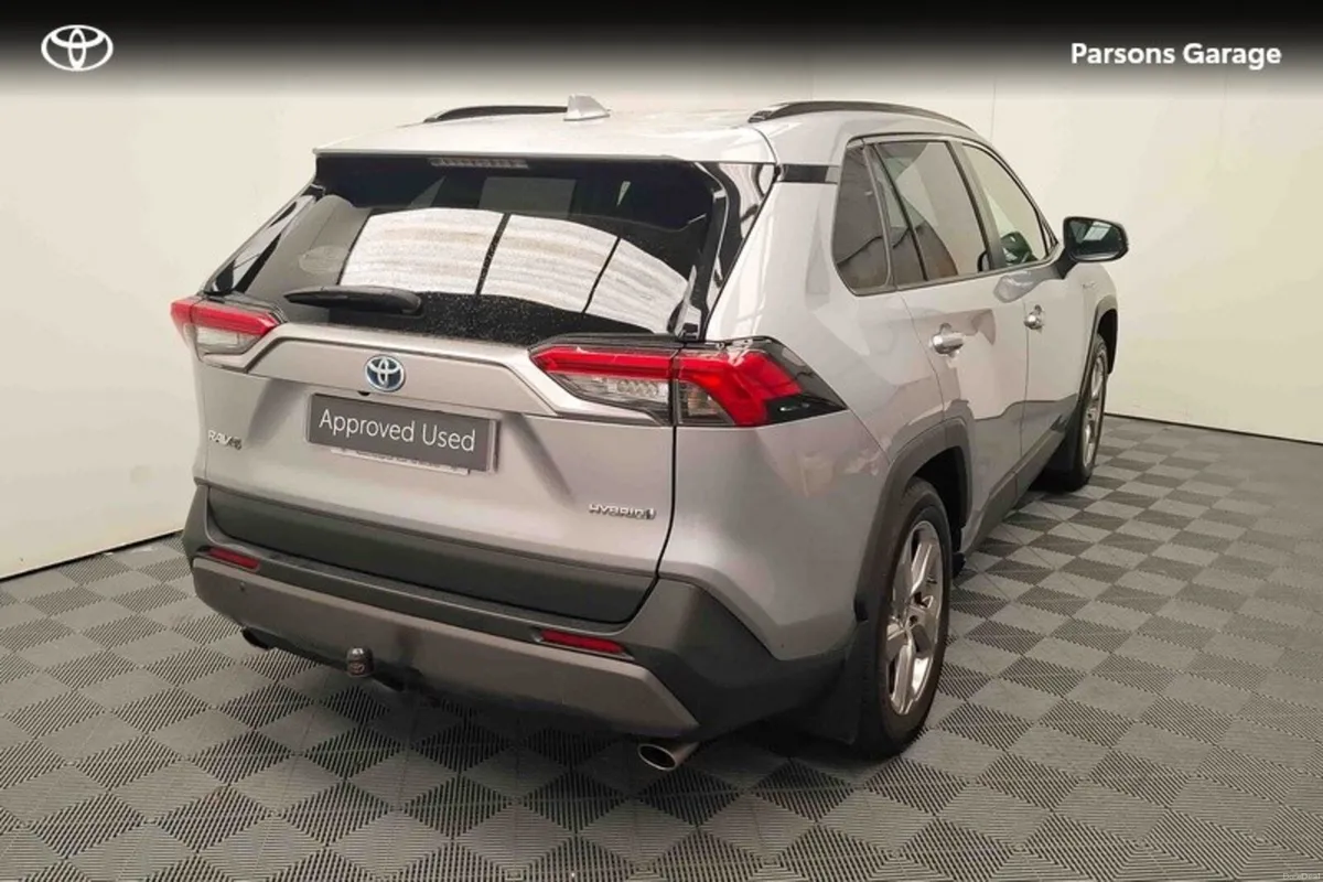 Toyota RAV4 RAV4 HYBRID SOL AWD-I 4DR AUTO - Image 2