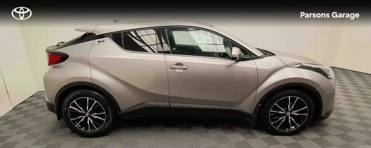 Toyota C-HR C-HR 1.8 HYBRID SOL - Image 3