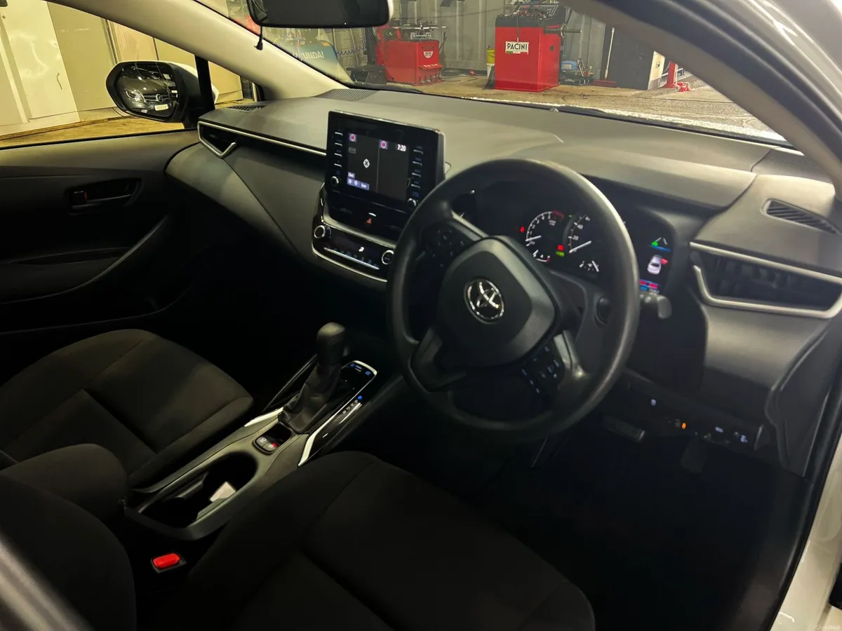 Toyota Corolla 2021 - Image 5