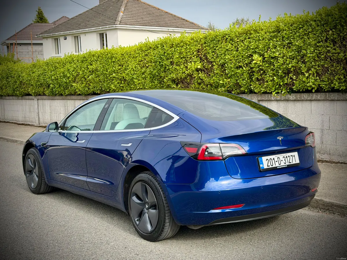 Tesla Model 3 Standard Range Plus | 54 kWh. - Image 4