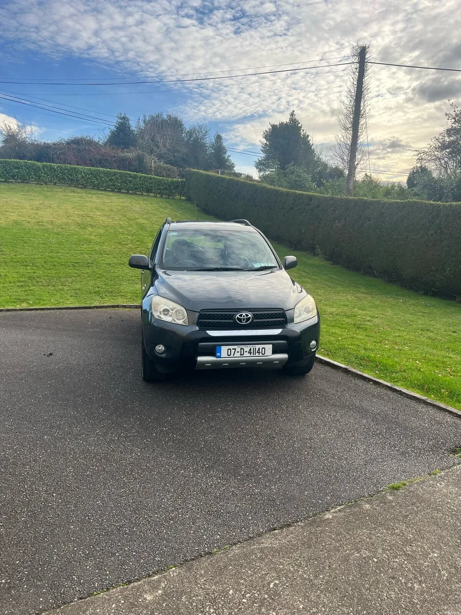 Toyota rav4 - Image 2