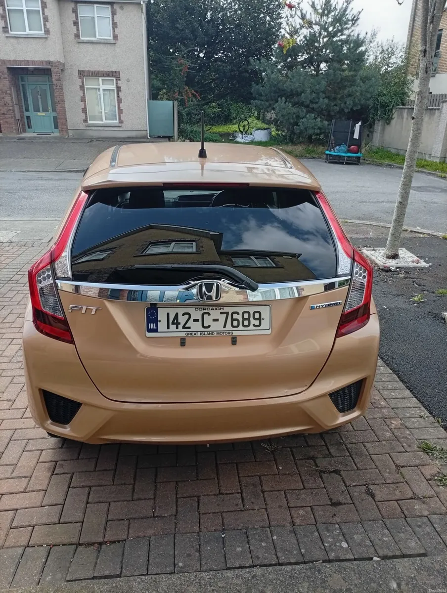 Honda Fit 2014 - Image 2