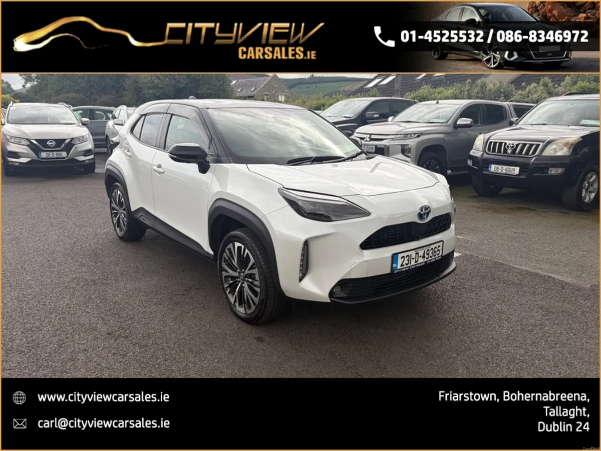 Toyota Yaris Cross HYBRID AUTO LOW MILAGE - Image 2