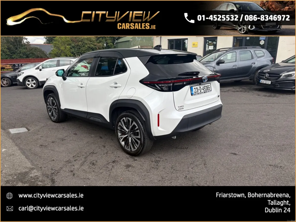 Toyota Yaris Cross HYBRID AUTO LOW MILAGE - Image 6