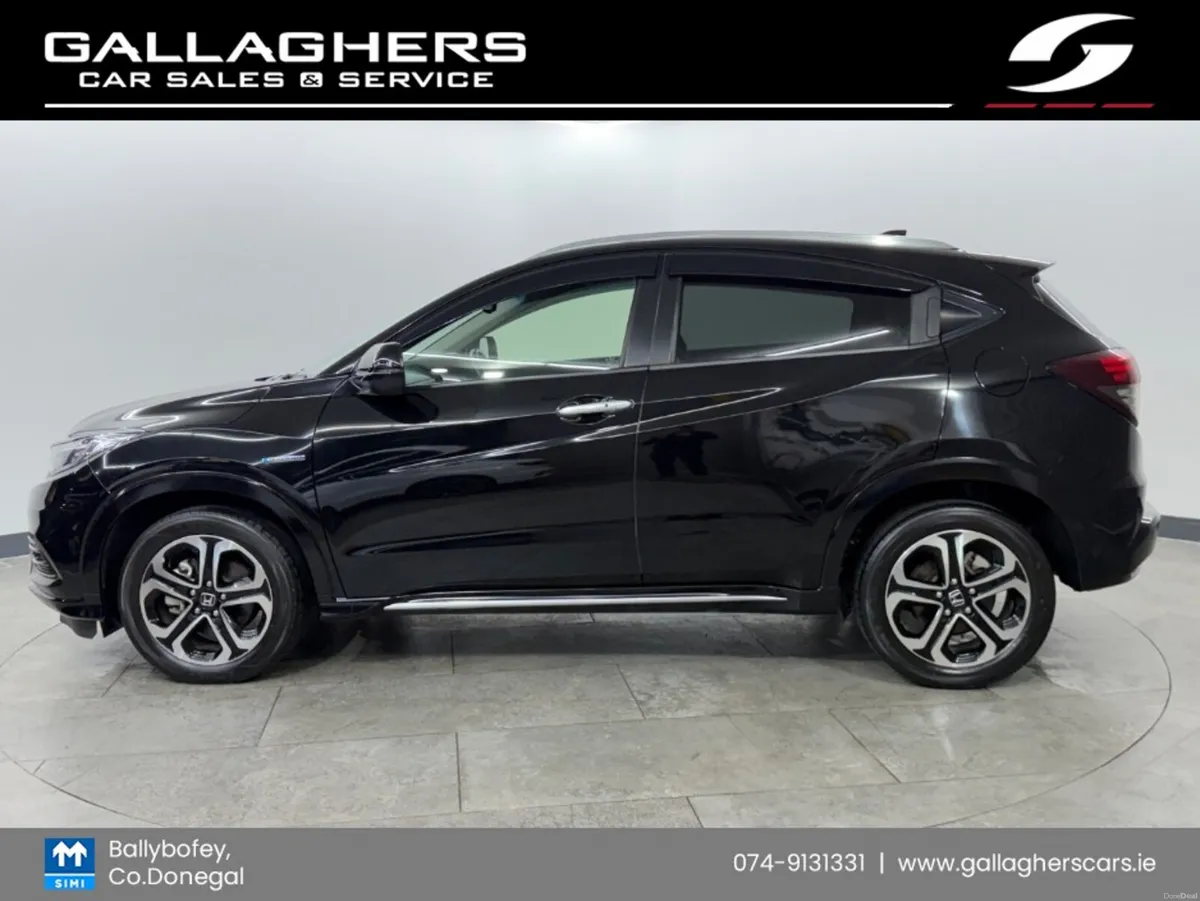 Honda Vezel Z 1.5 PETROL HYBRID AUTOMATIC HALF LEA - Image 4