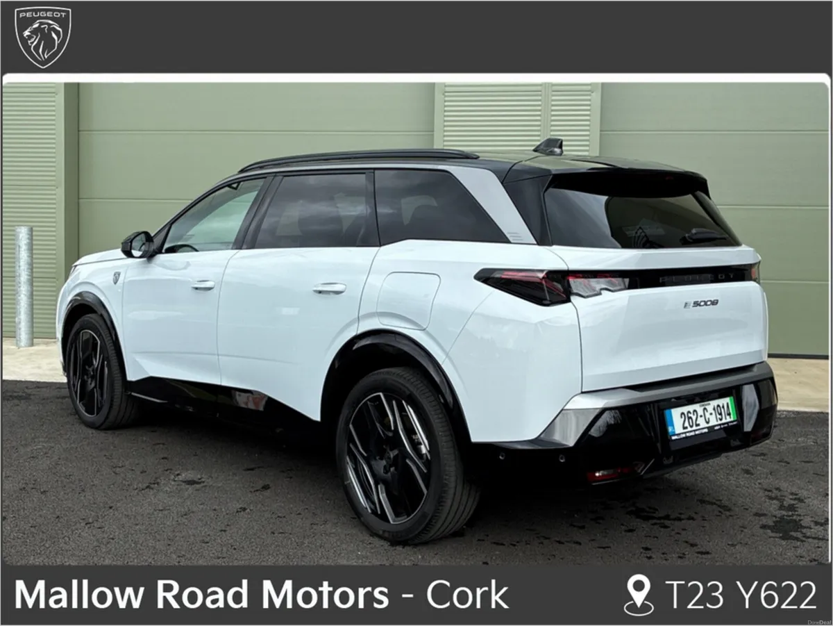 Peugeot 5008 EGT EXCLUSIVE 73KWH 210BHP - Image 3