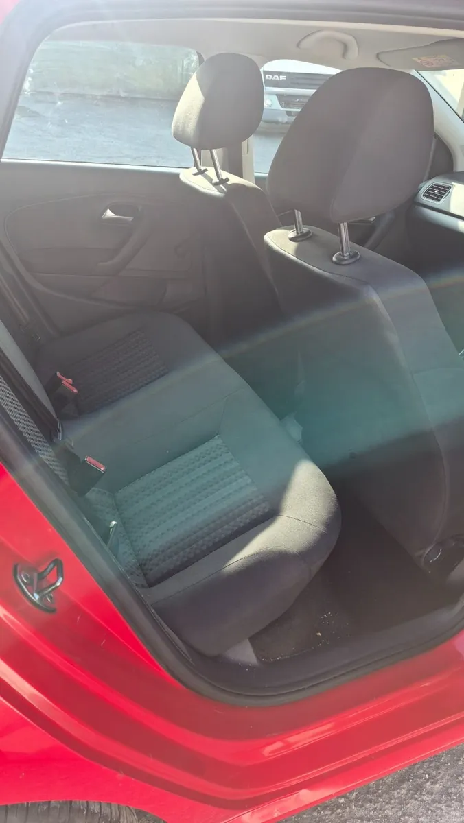 Volkswagen Polo 2015 - Image 3