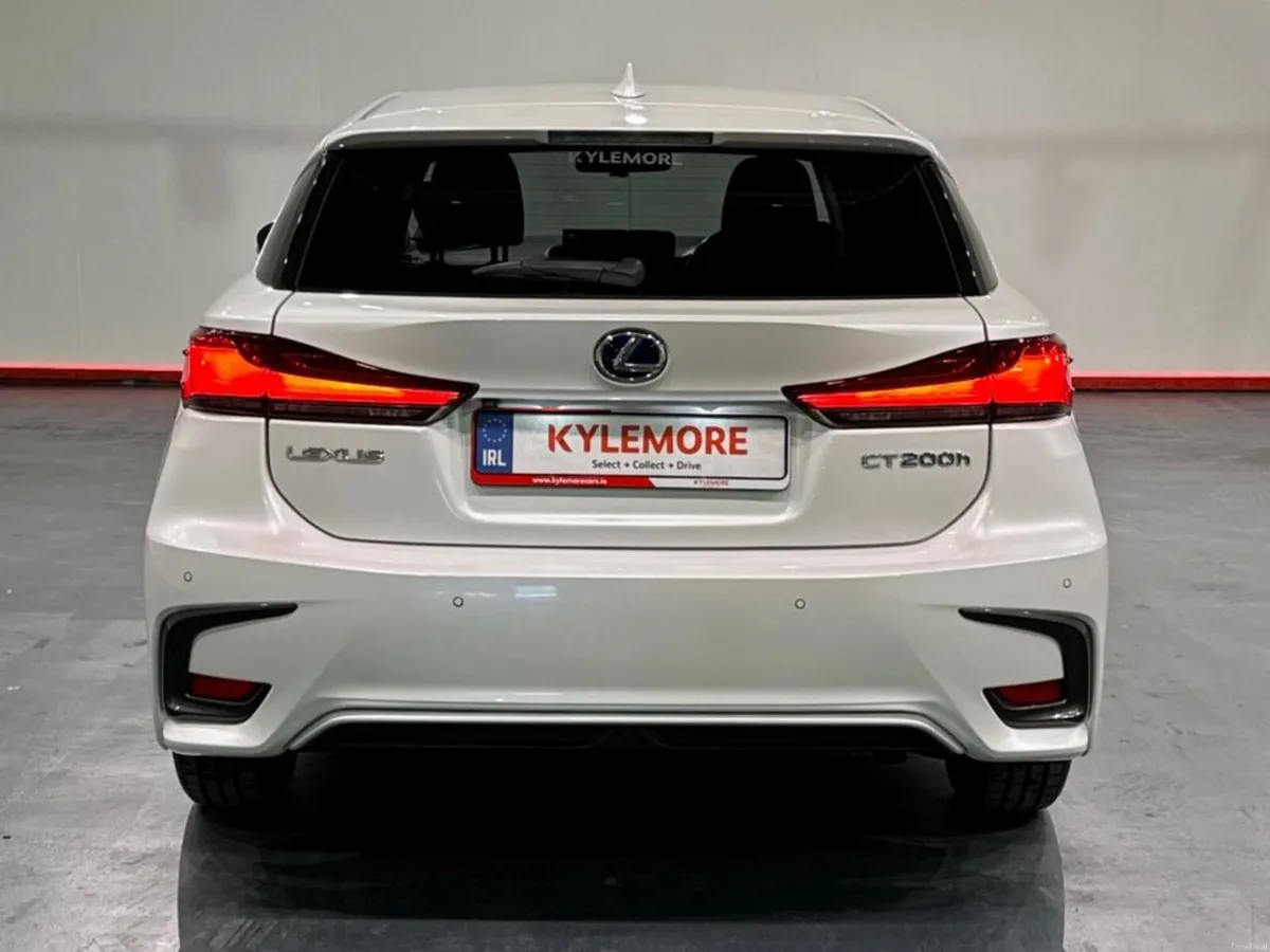 Lexus CT HYBRID 1.8L PETROL AUTOMATIC - REVERSE CA - Image 4