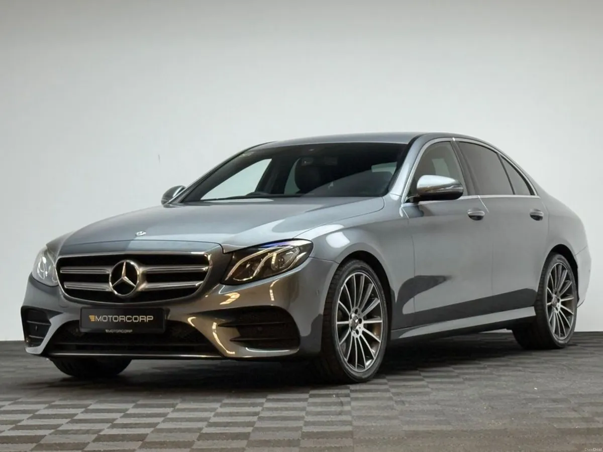 Mercedes-Benz E-Class E220D AMG LINE - Image 3