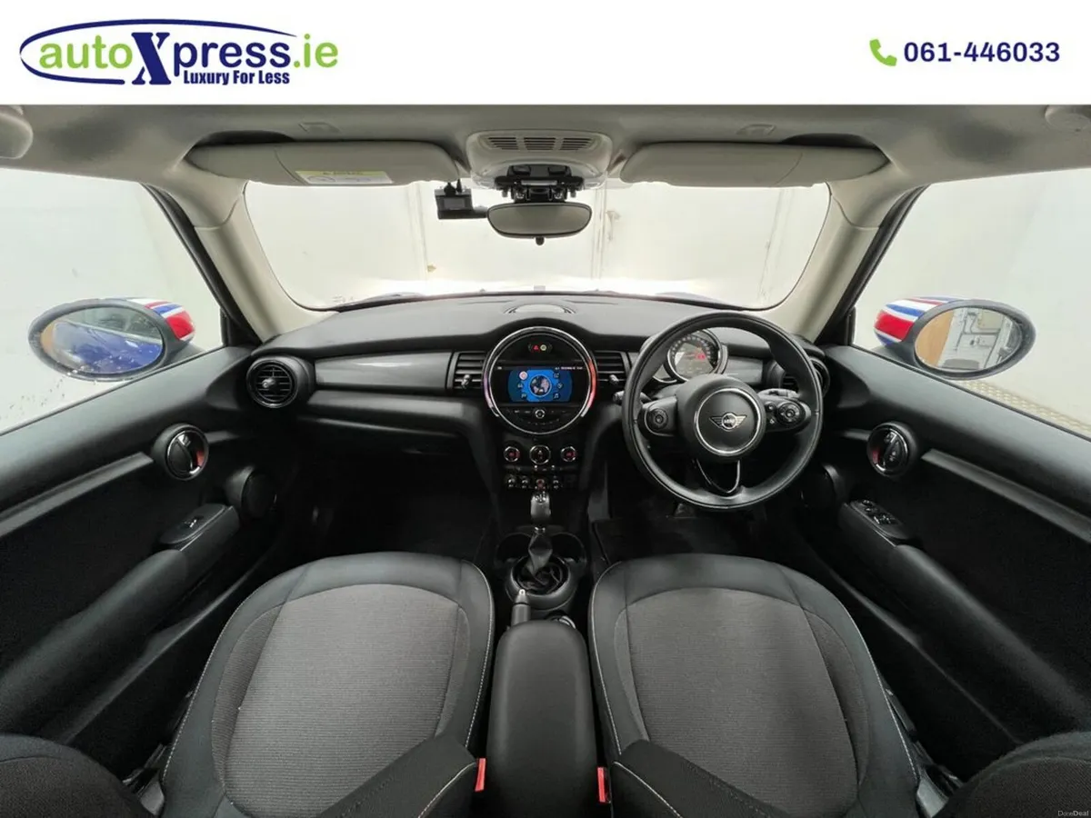 Mini Cooper 1.5 Automatic, Reversing camera - Image 2