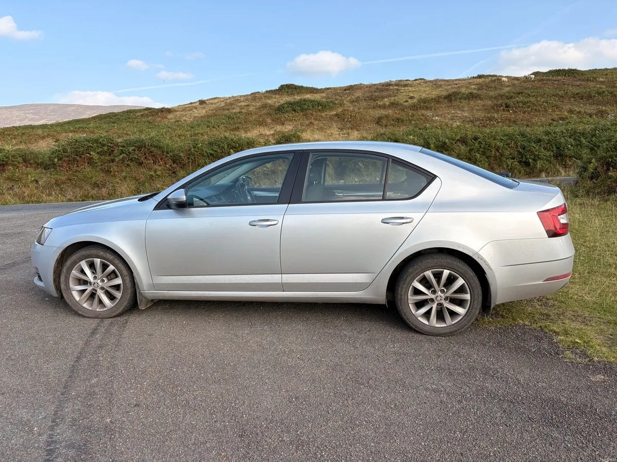 Skoda Octavia 2019 - Image 3