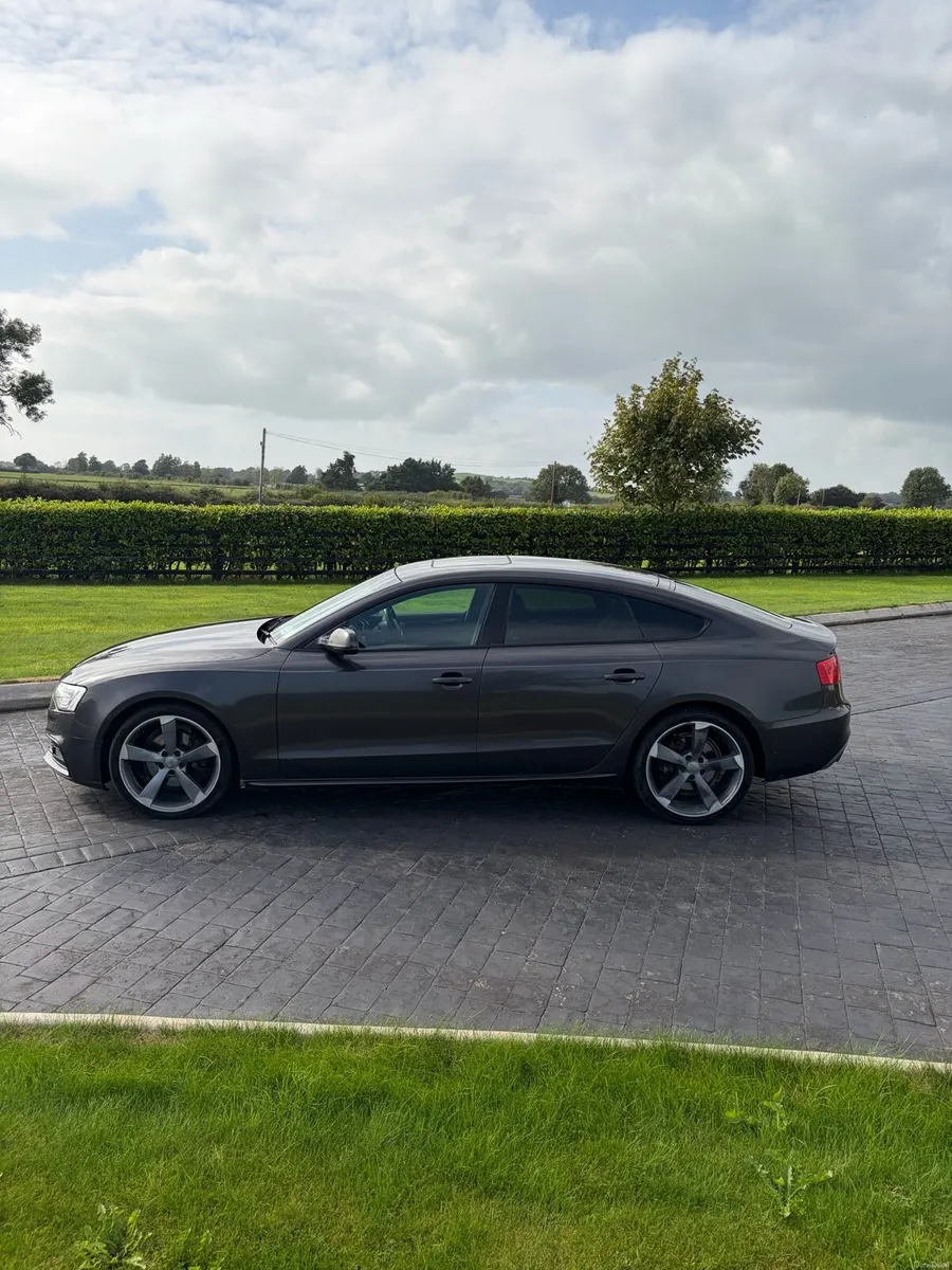 Audi A5 S Line Black Edition - Image 4