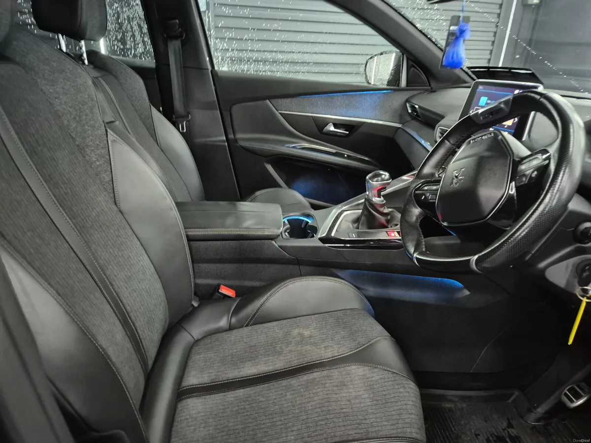 Peugeot 3008 2018 - Image 6
