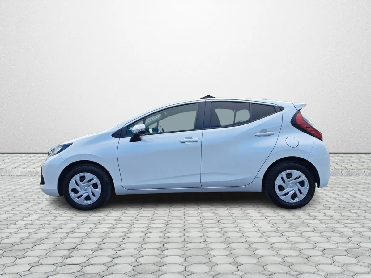 Toyota Aqua X HYBRID AUTO - Image 5