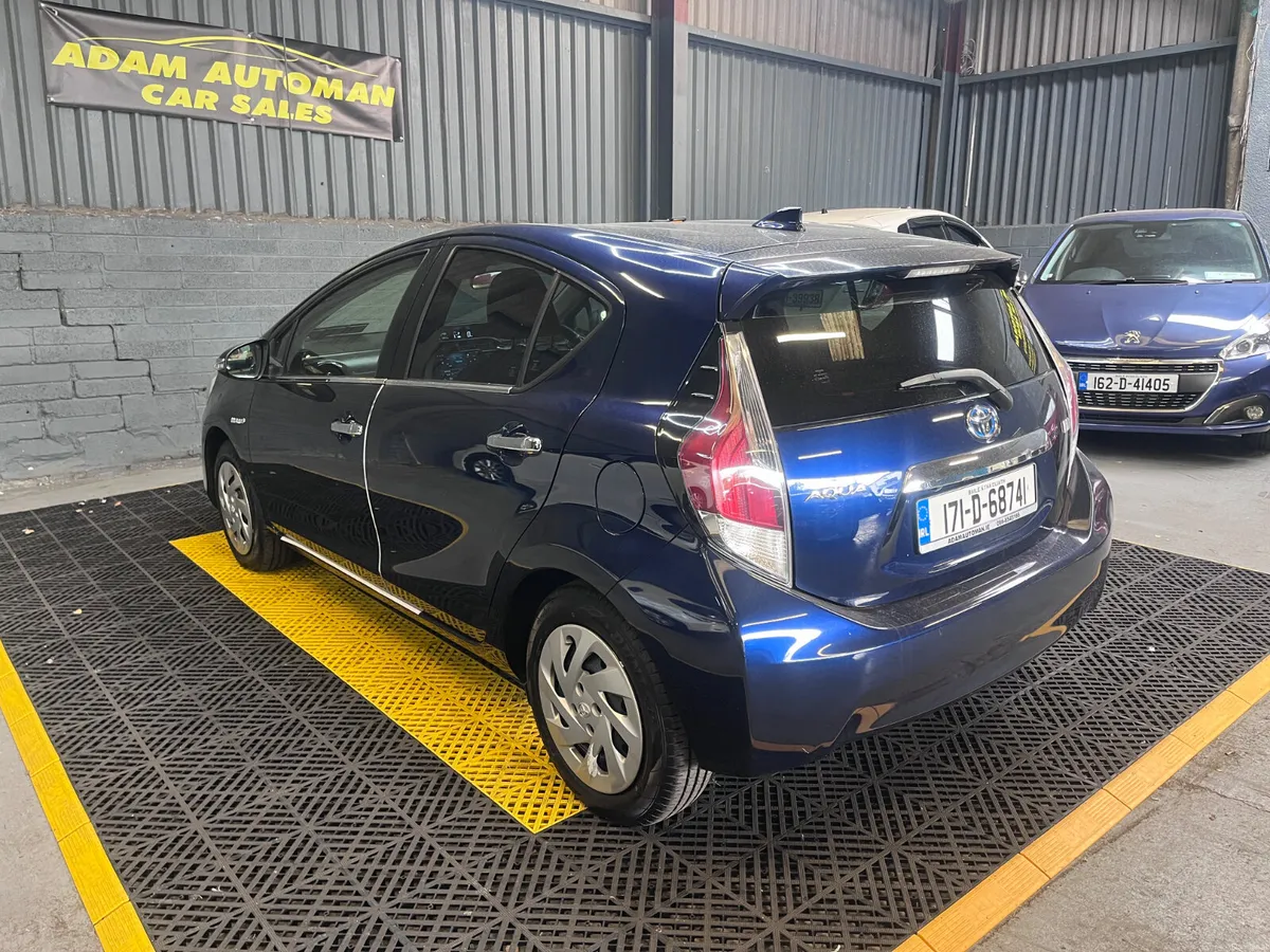 Toyota Aqua 2017 hybrid auto - Image 5