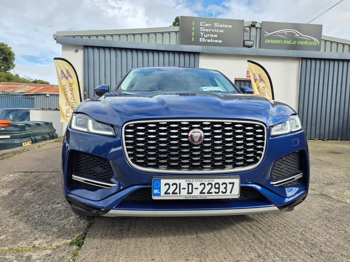 2022 JAGUAR F-PACE * 2.0 PHEV AWD * ONLY 32K MILES - Image 2