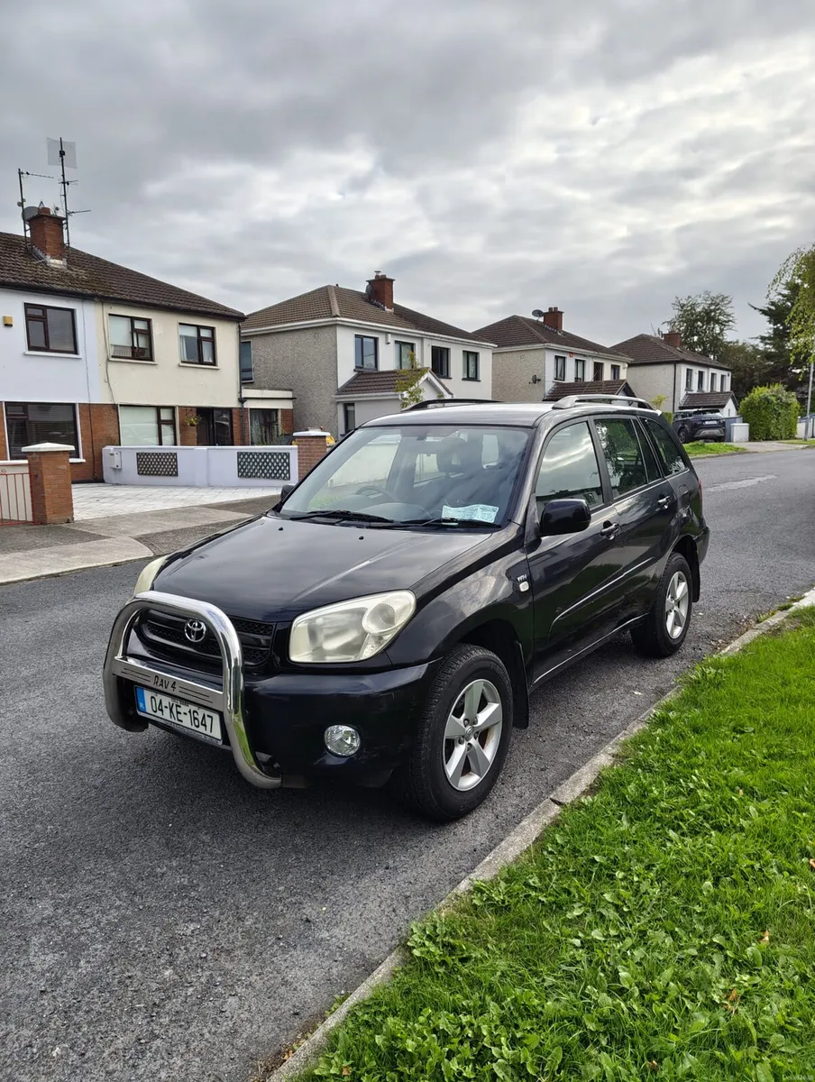 2004 Toyota rav4 petrol - Image 2